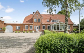 Amazing Home In Skærbæk With Kitchen